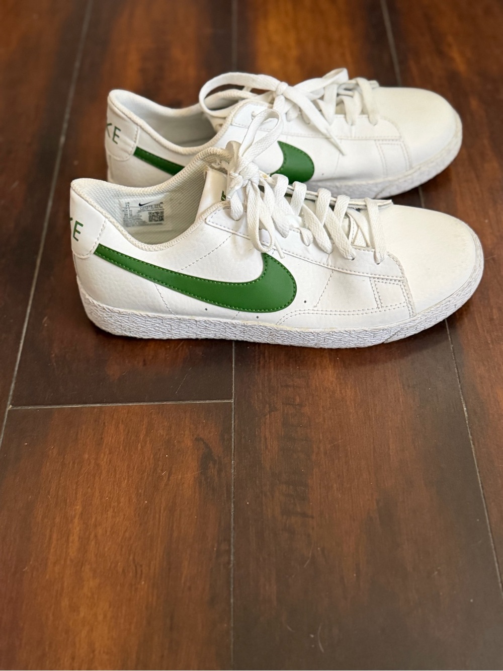 Nike Blazer Low-Top White Forest Green Leather Sneakers